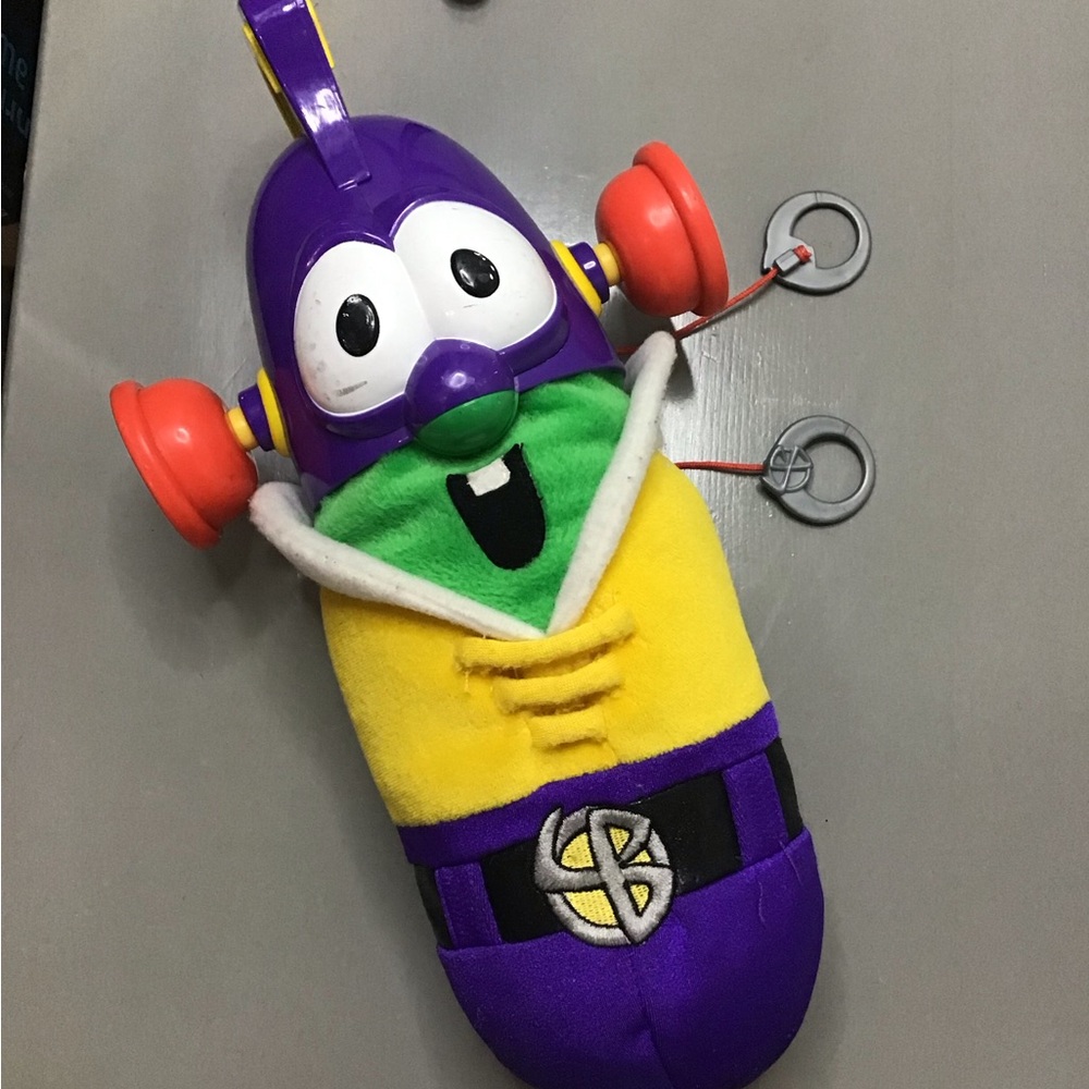 Veggie tales Larry boy plush talking works. Super suction ears